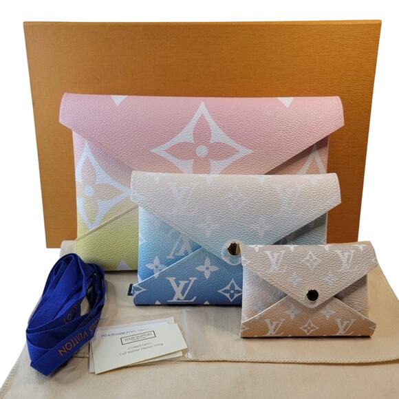 Louis Vuitton Handbags - Louis Vuitton Multicolor Giant Monogram By The Pool Kirigami Pochette 2021